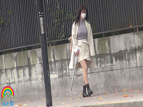 巨乳ガチャ粘着追跡レ●プ　現役女子大に通うクビレ巨乳を無差別に狙い撃ち　通学路で尾けまわし拉致昏睡状態で絶倫の元自●隊が犯しまくる　サンプル画像03